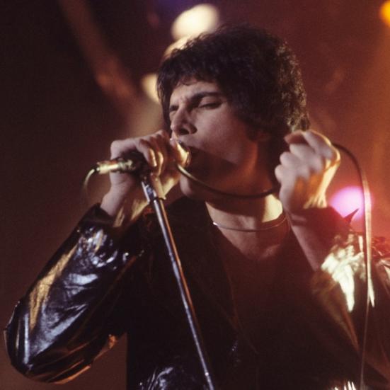 Freddie Mercury på scenen