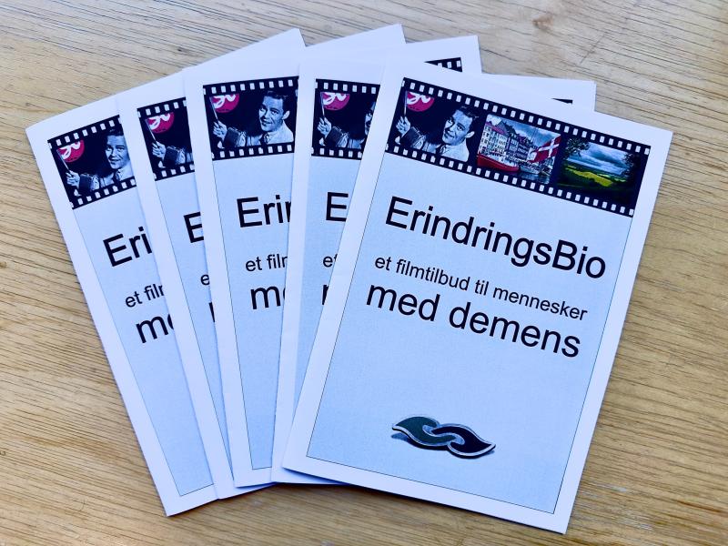 Foto af foldere om ErindringsBio