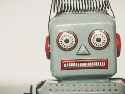 En blik-robot